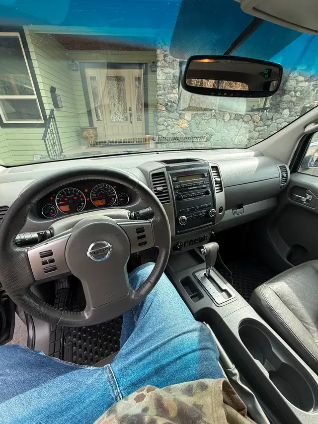 2011 Nissan Frontier Limited - Photo 9