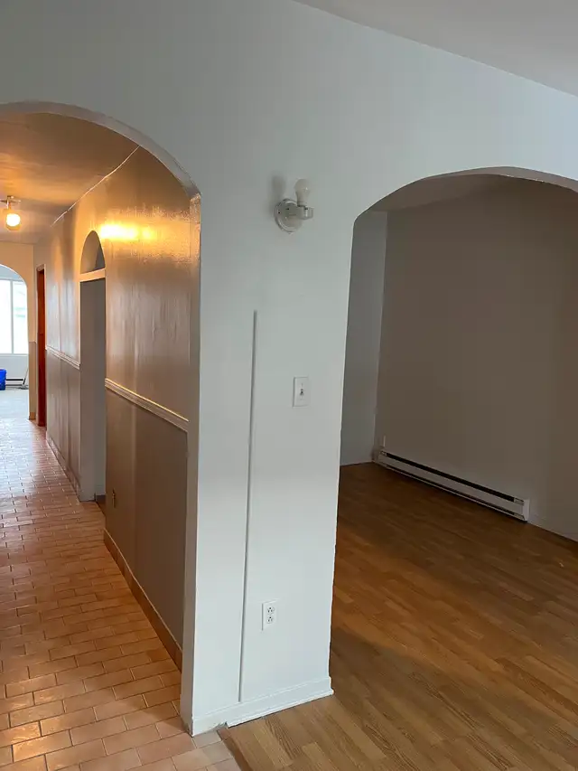 Verdun, Metro Lasalle, 4 1/2 -5 1/2, cours/stationnement - Photo 2