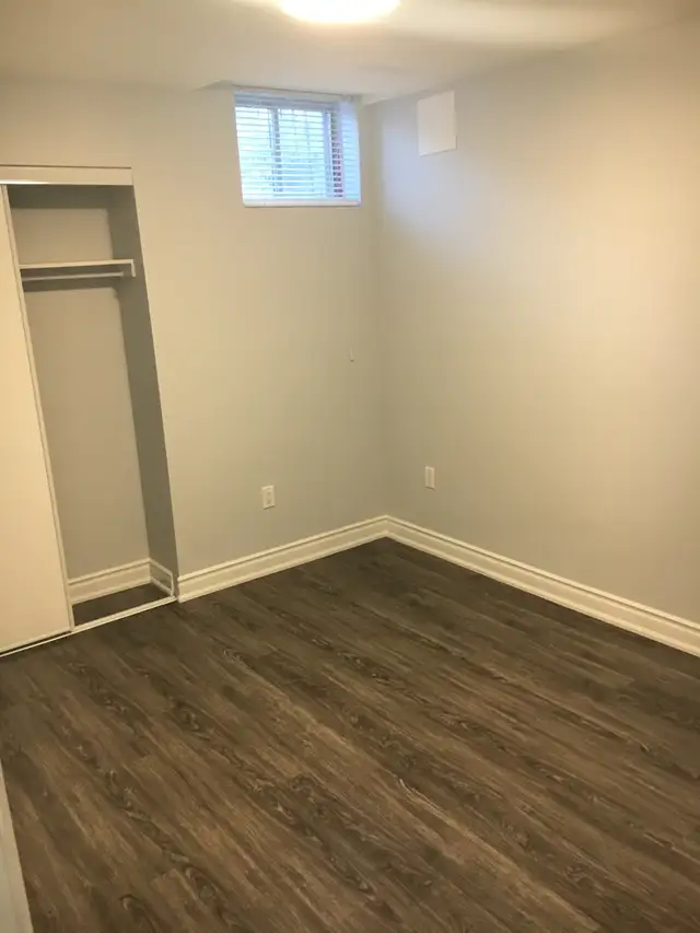1 Bedroom Basement Apartment - Stouffville - Photo 8