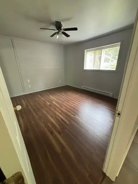 ST-SAUVEUR, rez-de-jardin - Photo 5