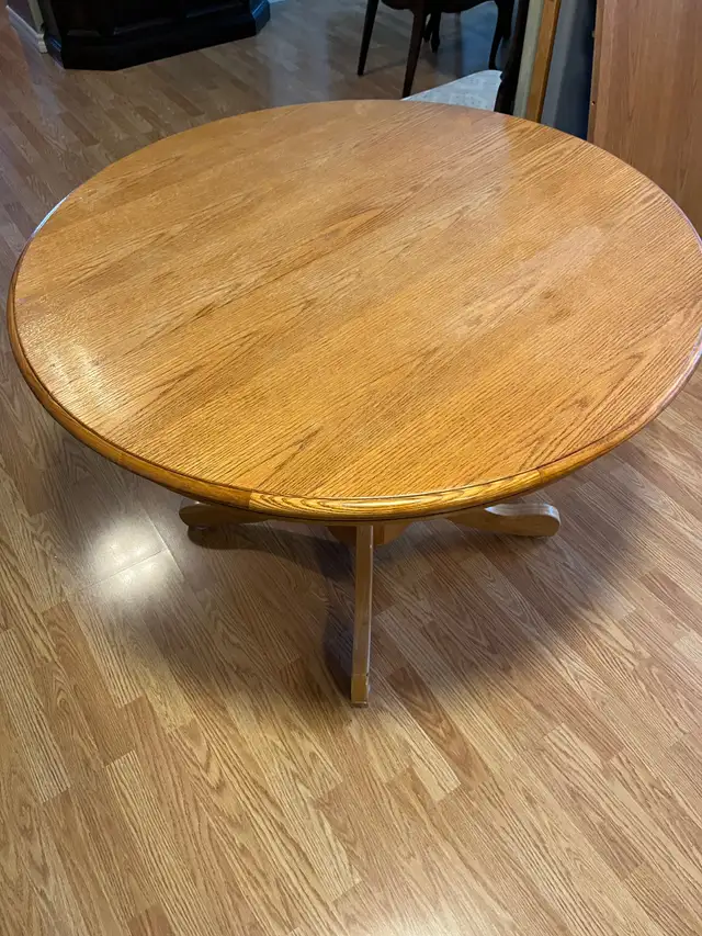 OAK DINING TABLE WITH EXTENDING LEAF - Photo 2