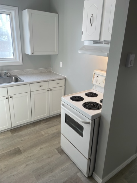 Campbellford Seniors 2 Bdrm Apt avail NOW all-inclusive  $1800 - Photo 5