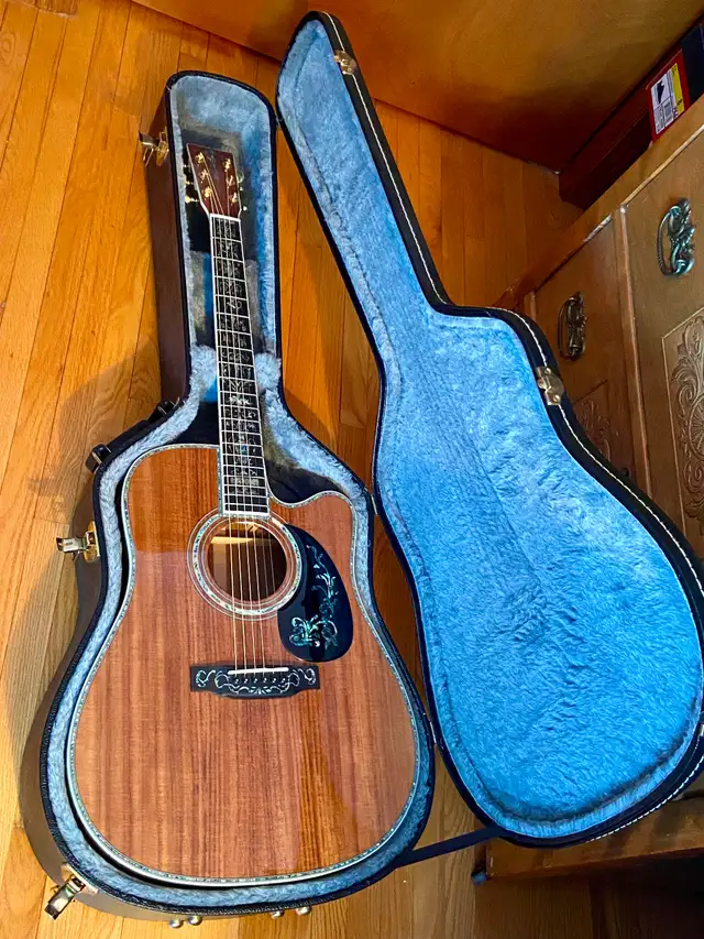 MERIDA, All Solid Koa Wood Guitar, Hardshell CASE, Excellent !! - Photo 5