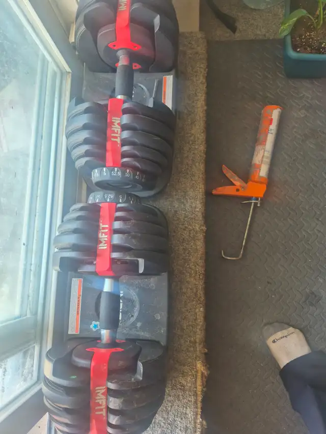 Adjustable dumbbells 5lbs to 52.5lbs
