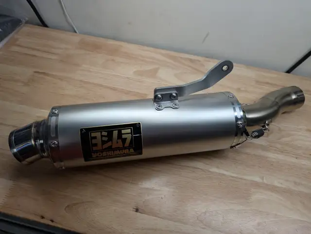 Silencieux (Slip-on) pour Triumph Scrambler 400X Speed 400