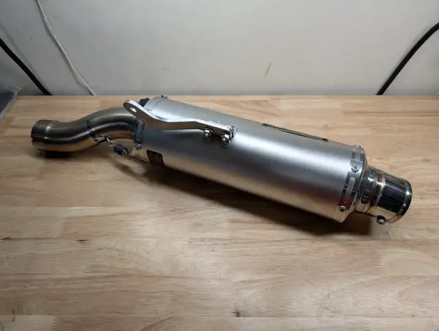 Silencieux (Slip-on) pour Triumph Scrambler 400X Speed 400 - Photo 2