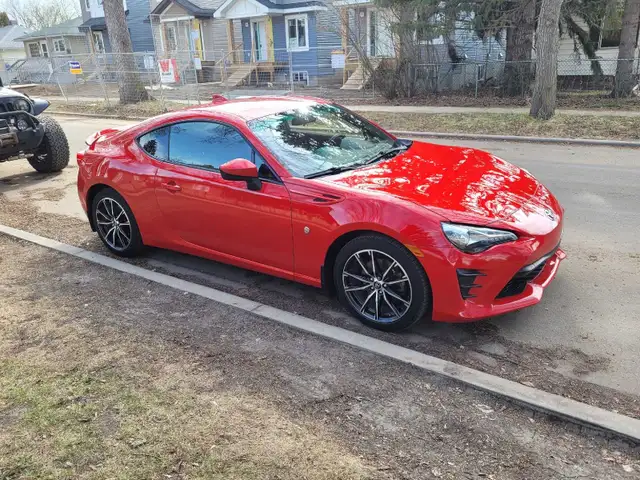 ​2017 Toyota 86 - 6-Speed Manual - Ceramic Coated - Meticulous - Photo 4
