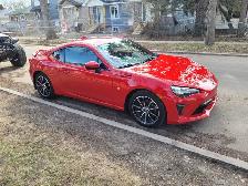 ​2017 Toyota 86 - 6-Speed Manual - Ceramic Coated - Meticulous - Photo 4