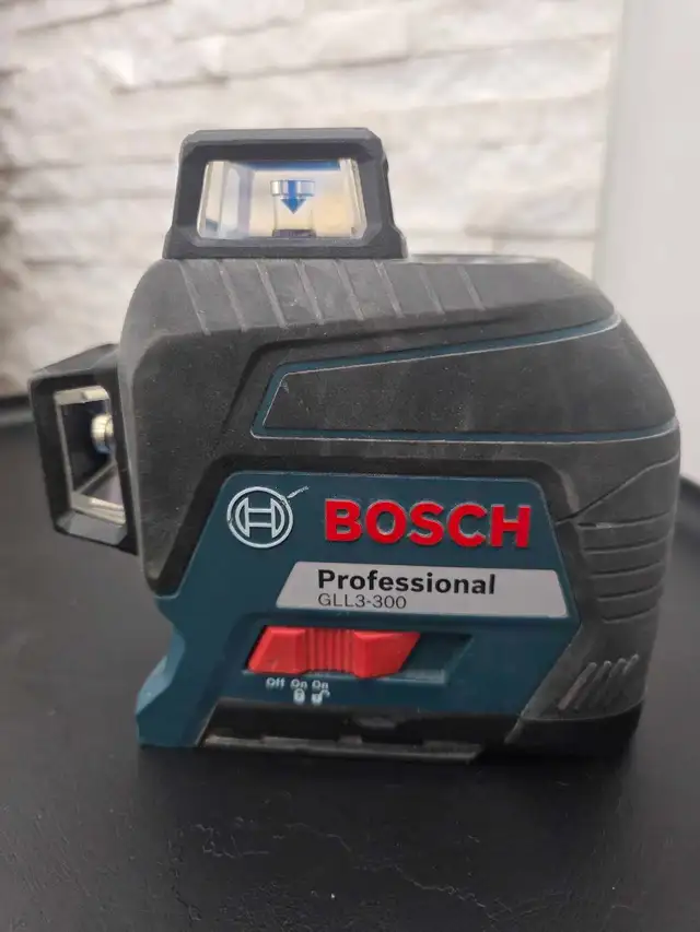 Bosch Laser Lveler Three-Plane Self Leveling