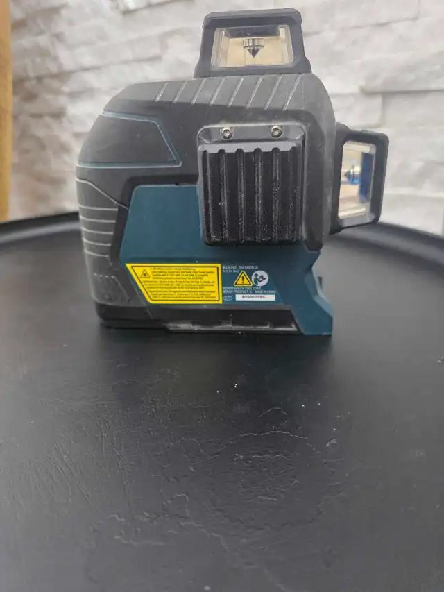 Bosch Laser Lveler Three-Plane Self Leveling - Photo 3