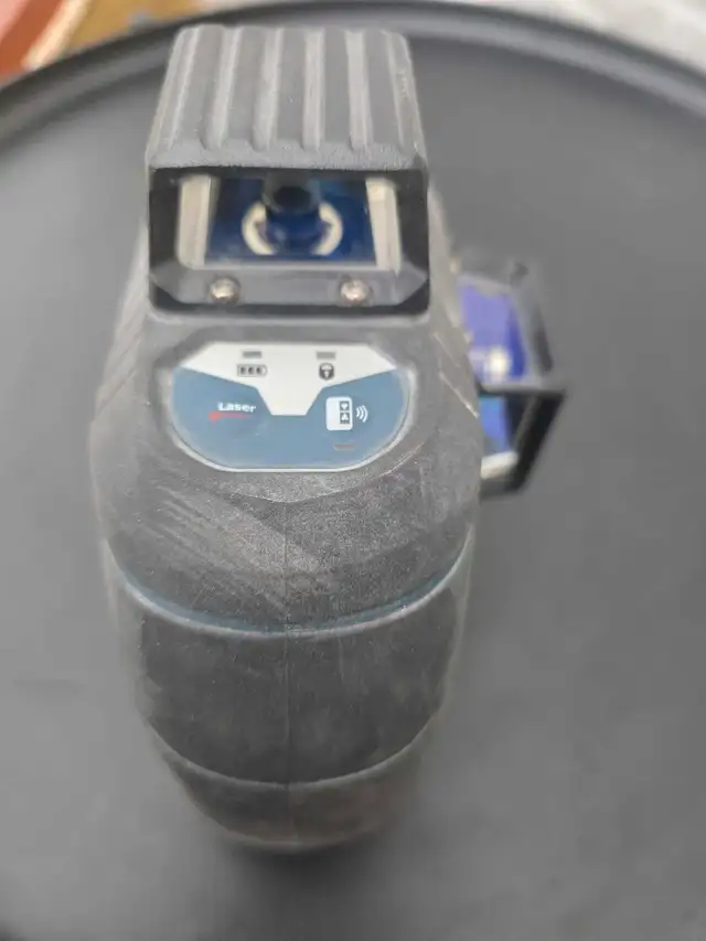 Bosch Laser Lveler Three-Plane Self Leveling - Photo 4
