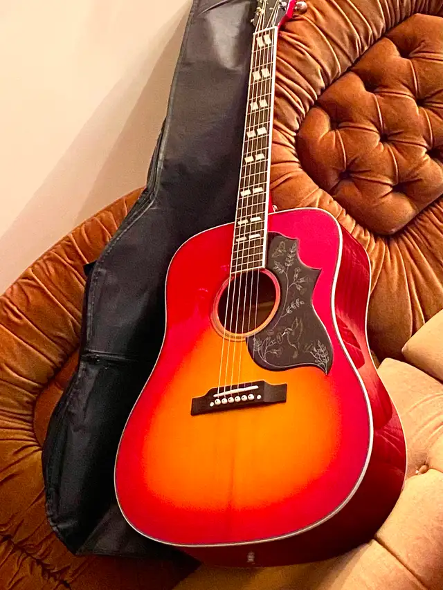 'NEW' Acoustic-Electric Guitar Hummingbird, Gibson Copy, GREAT! - Photo 10