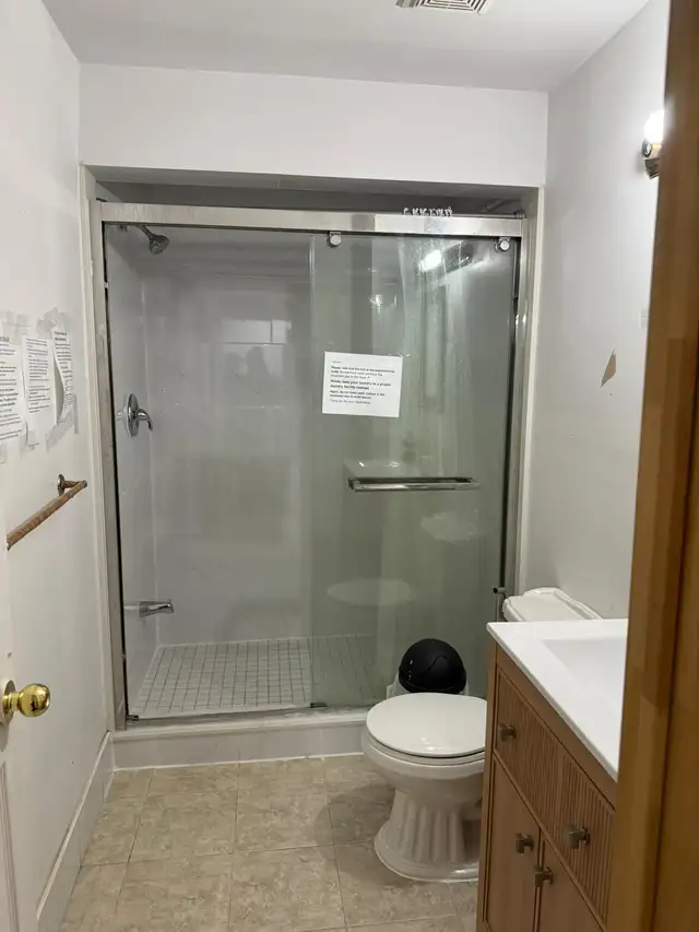 Immediately-Private room, females only, weekly, monthly - Photo 5