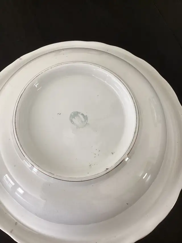 Antique porcelain wash basin - Photo 4