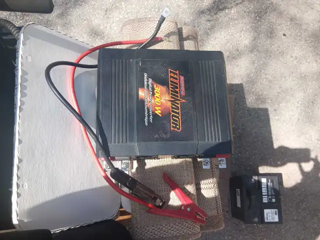 Moto Master Eliminator 3000W Digital Power Inverter-Like new