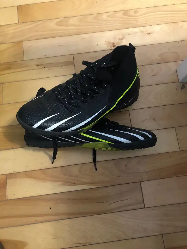 soulier de soccer pour homme 10 1/2 - Photo 2