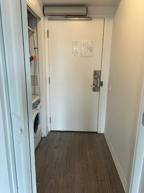 Room for rent. Contact  416-219-8208. $1,500   utilities