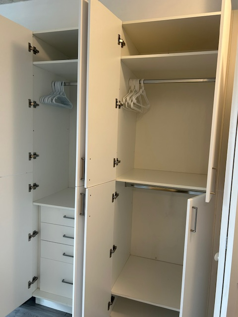 Room for rent. Contact  416-219-8208. $1,500   utilities - Photo 6