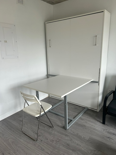 Room for rent. Contact  416-219-8208. $1,500   utilities - Photo 8