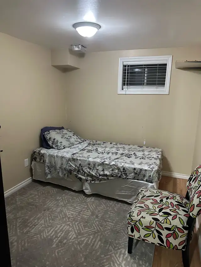 I Room For Rent in the basement for Single Female only - Photo 2