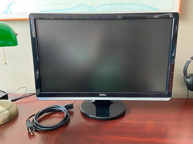 22" Computer Monitor