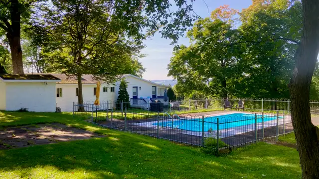 CHALET À VENDRE À BEAUMONT - Photo 2
