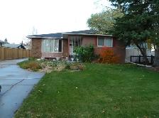 $1300 /month ALL IN! Furnished Basement Suite – Sherwood Park