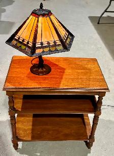 Tiffany-Style Stained Glass Table Lamp w Geometric Pyramid Shade - Photo 8