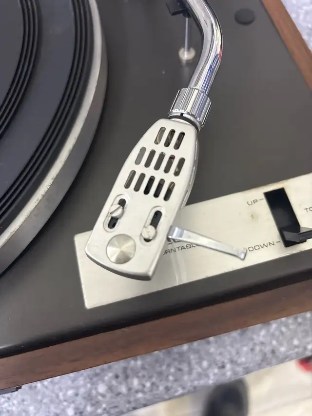 Pioneer PL-10 TurnTable Missing foot - Photo 3