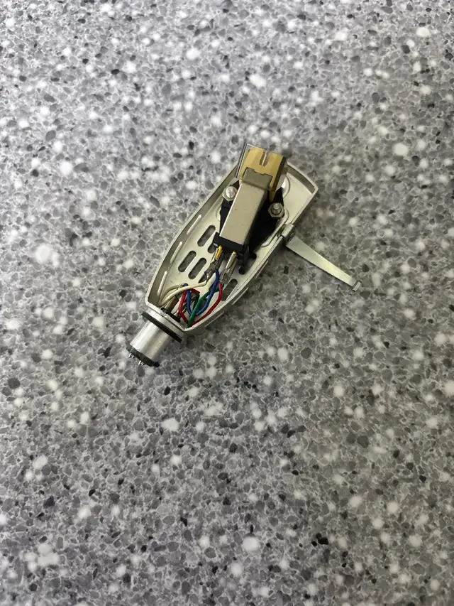 Pioneer PL-10 TurnTable Missing foot - Photo 4