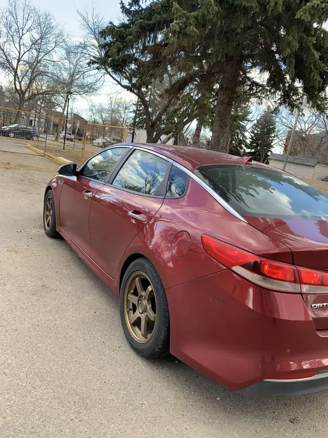 KIA Optima 2018 LX 4 doors - Photo 3