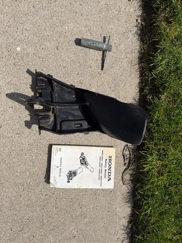 Honda Lawn Mower Quadra Cut System HRR 216 - Photo 3