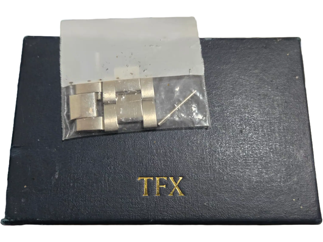 Used Men's TFX by Bulova 36b101 Stainless Steel Calendar Watch - Photo 2