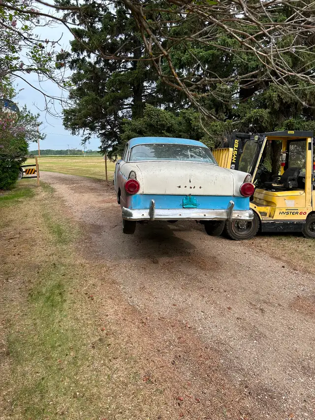 1956 Ford 2dr HT - Photo 2