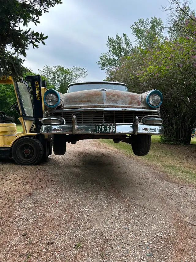 1956 Ford 2dr HT - Photo 3