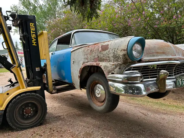 1956 Ford 2dr HT - Photo 4