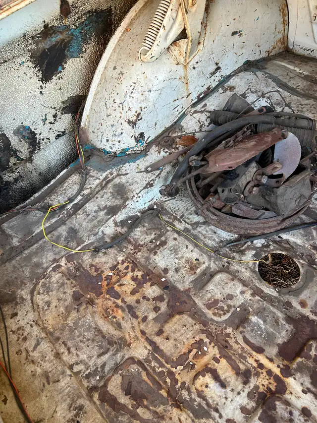 1956 Ford 2dr HT - Photo 10