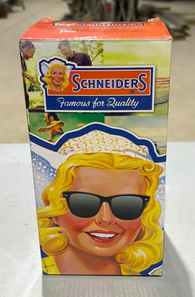 Schneider's Promotional Bobblehead Figurine (Original Packaging) - Photo 4