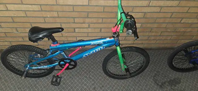 Mounting bikes and bmx - Photo 2