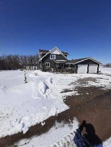 House for Sale - Humboldt Lake