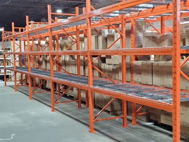 Used pallet racking - Photo 10