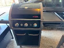 Bbq Coleman 3 brûleurs plus latéral
