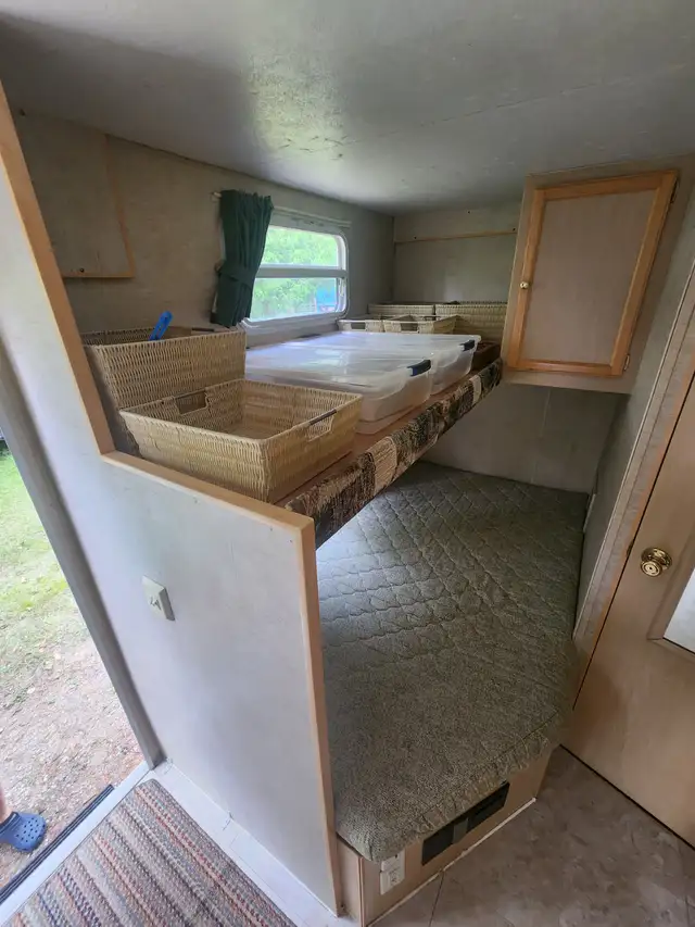 Jay Feather Sport 2006 Travel Trailer, Jayco. "Retired trailer" - Photo 5