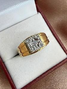10K Gold Men's Diamond Ring -0.16CTW