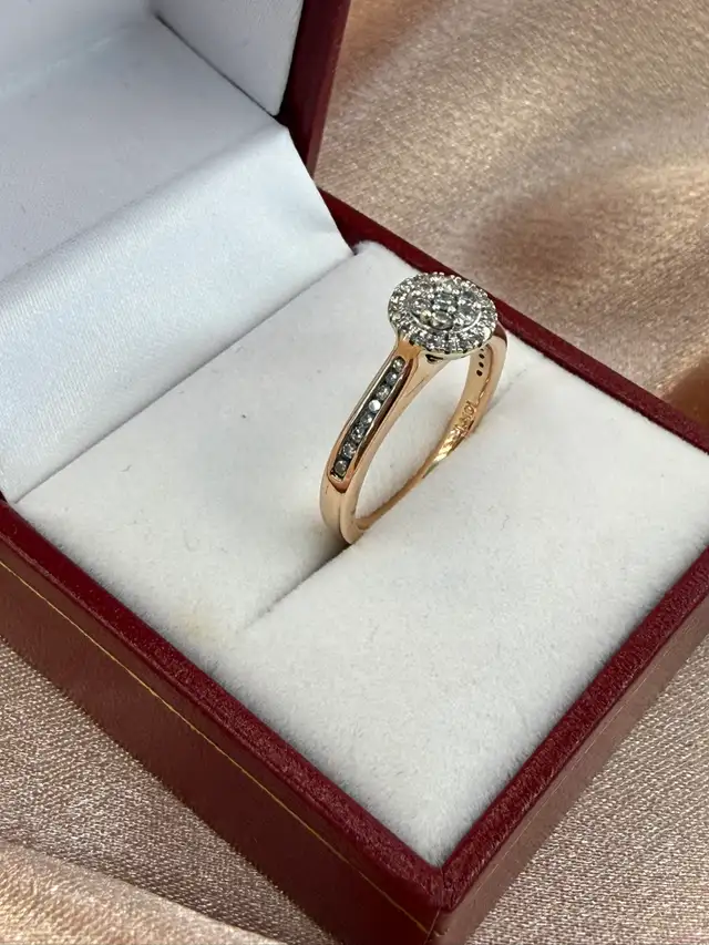 10K Rose Gold Diamond Halo Ring - Photo 3