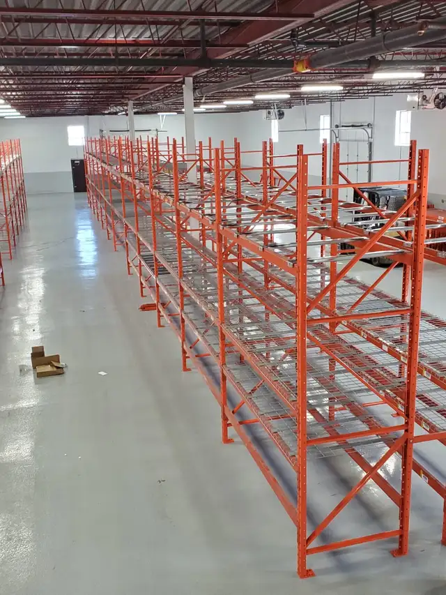 PALLET RACKING - Photo 4