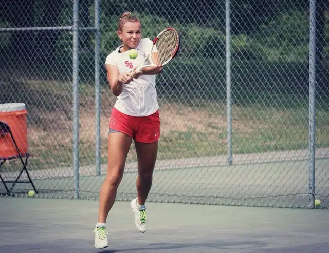 Experienced Tennis Coach/Hitting Partner - Photo 2