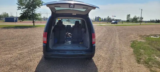 2008 chrysler town and country - Photo 4