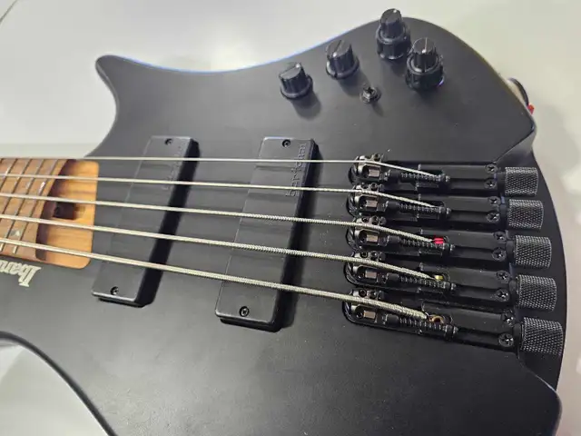 Ibanez EBH1005 5 String Headless Bass - Photo 2