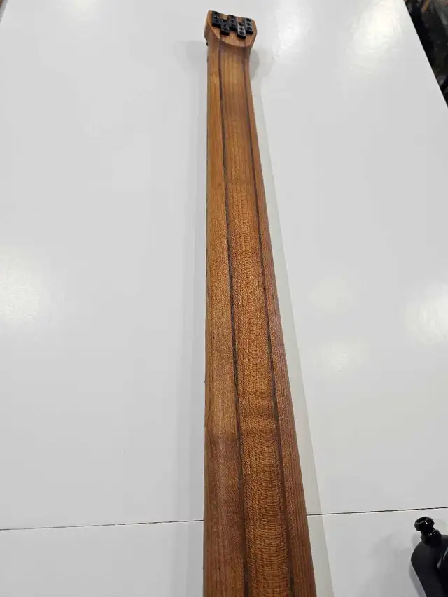 Ibanez EBH1005 5 String Headless Bass - Photo 6